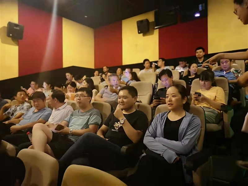 ���F��˾�M���_չ��������� �^Ӱ�ߡ�������������ӛʹ���� ���}�������(�D2)